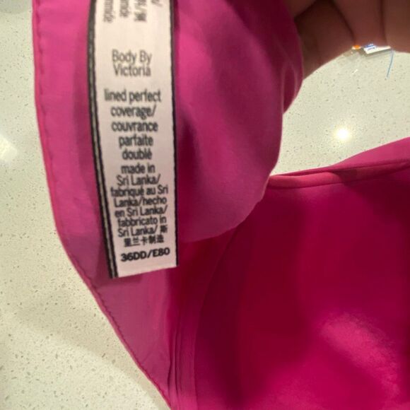 Victoria’s Secret bra, body by Victoria lined perfect coverage bra size 36DD - Picture 5 of 7